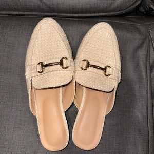 Neutral Slides with Gold Detail